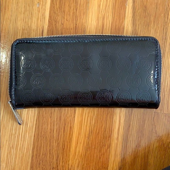 Michael Kors Black Patent Leather Wallet - Picture 4 of 5